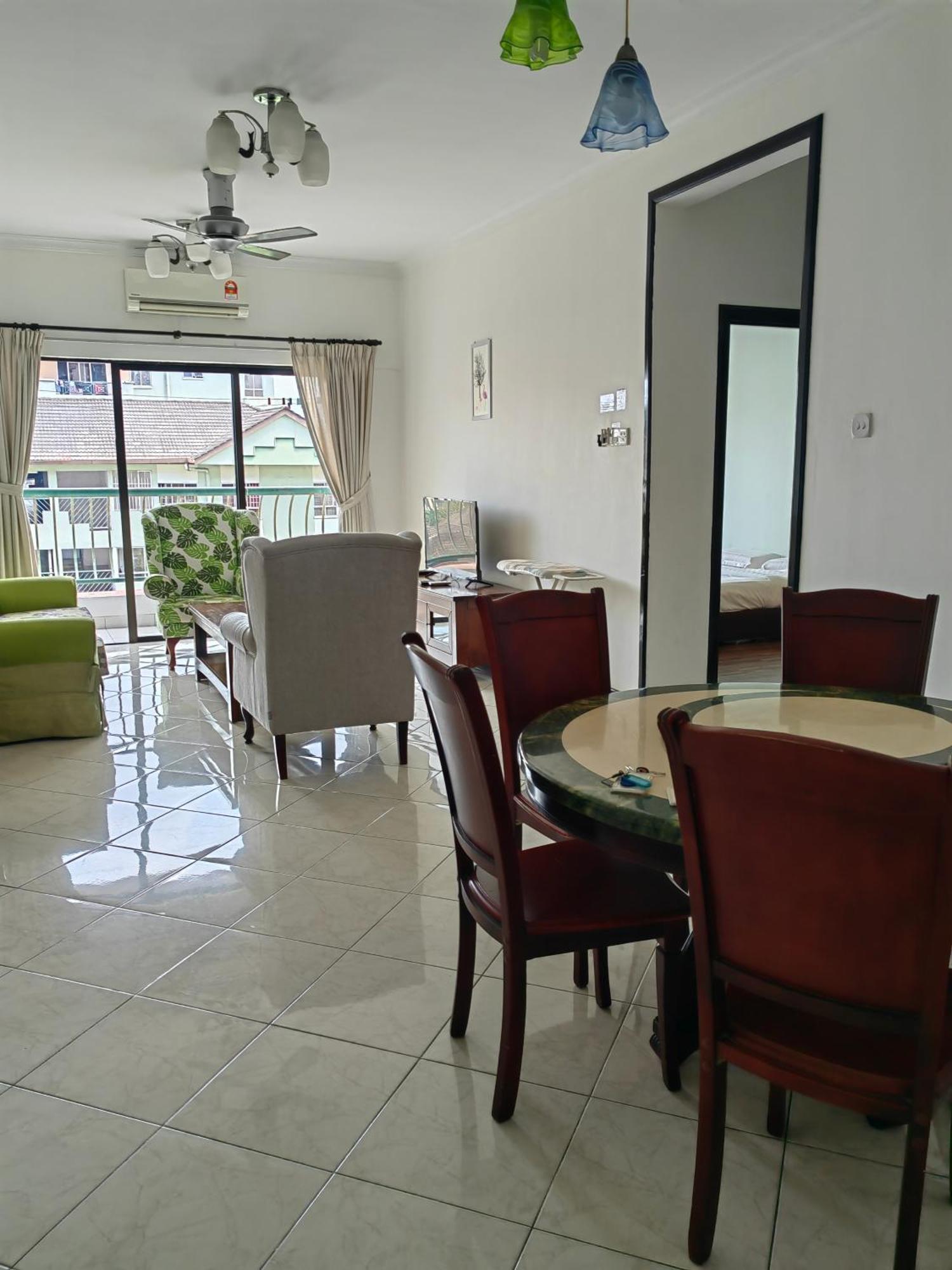 Town Condo - Marina Court Кота Кинабалу Екстериор снимка