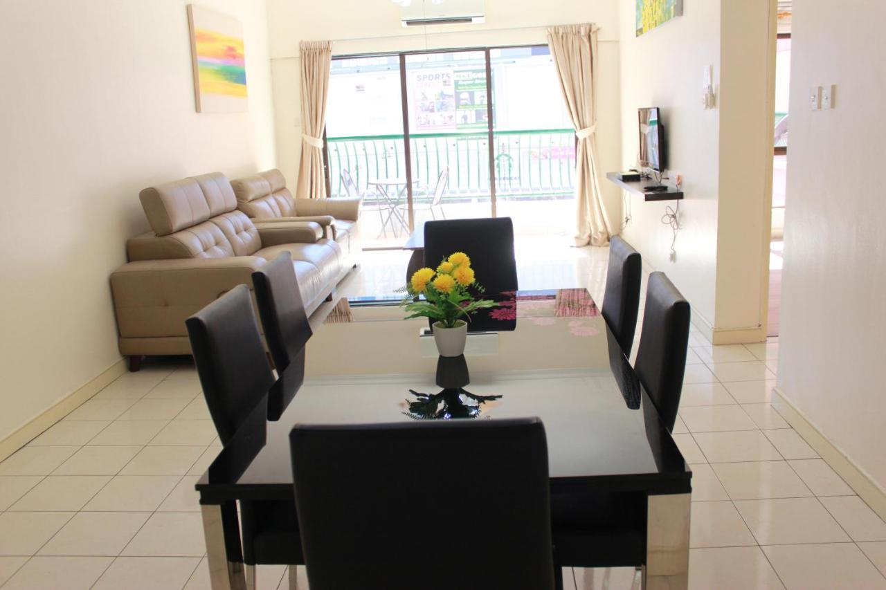 Town Condo - Marina Court Кота Кинабалу Екстериор снимка